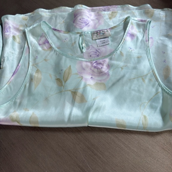 Amanda Stewart Intimates 2 piece Satin 100% Polyester Size Large Pajama Set - Picture 6 of 12